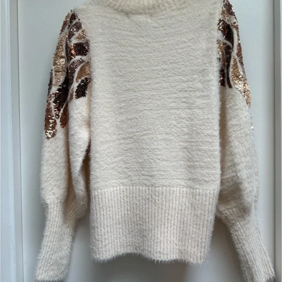 NWT Listicle Cream & Gold Crew Neck Sweater with Sequin Accents- GORGEOUS & SOFT - Picture 6 of 15
